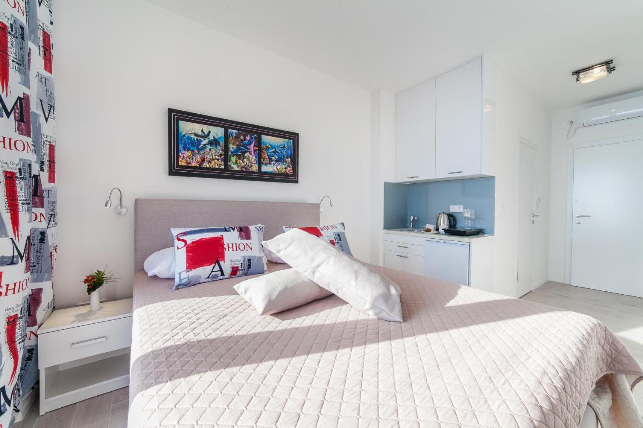 Mona 2 Apartment *