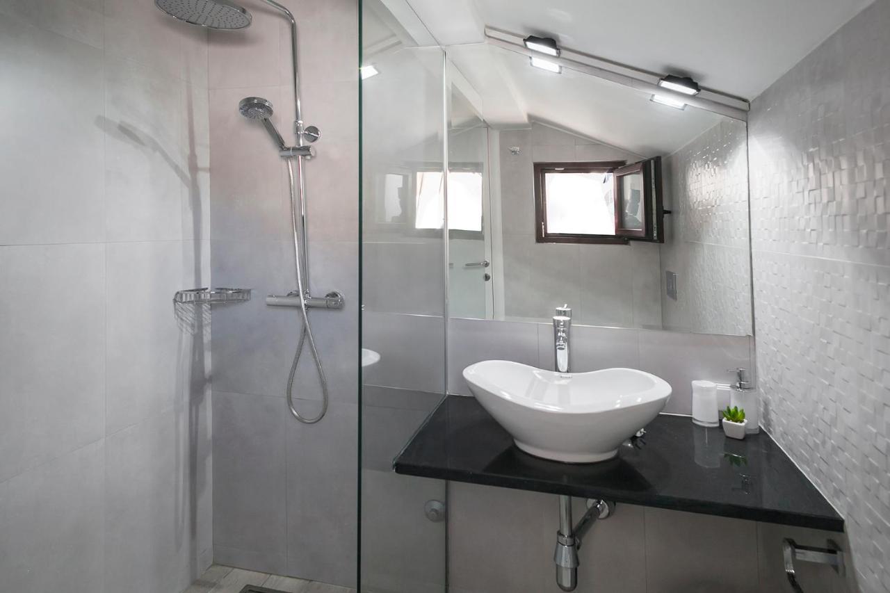 Apartment Mona 2