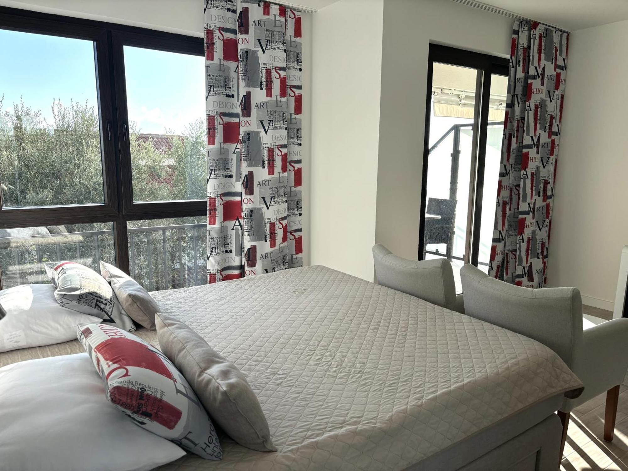 Mona 2 Apartment Budva